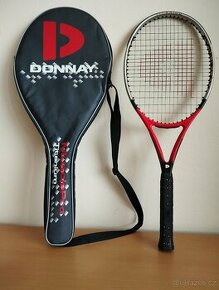 Dvě rakety za cenu jedné plus 2 míčky+obaly. Tenis a squash