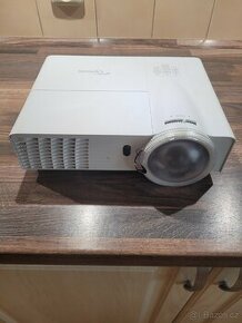 Dataprojektor Optoma GT760 (DAWSZUST) - 1