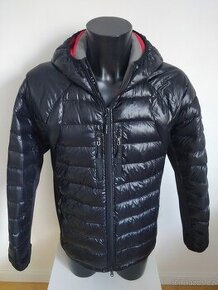 Peřová bunda Canada Goose XL