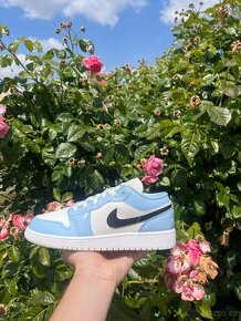 air jordan low ice blue