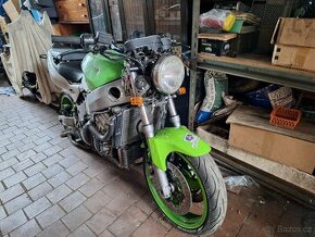 Kawasaki 600