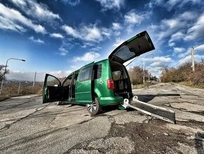 VW Caddy maxi-rampa pro vozíčkáře,2.0tdi,248t.km,2017