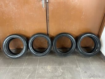 Prodám gumy 195/45/16 Michelin