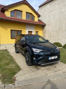 RAV 4