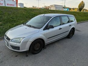 Ford focus 1.6 74kw benzin - Pojízdné