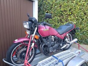 Yamaha 750 Seca