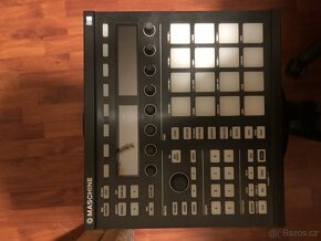 NI Maschine MK2 (MPC MIDI DRUMPAD) + KOMPLETE M32 Klávesy