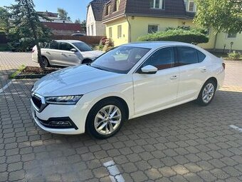 PRONÁJEM VOZIDLA SKODA OCTAVIA IV,  2.0 TDi, R.V.2023, NA TA