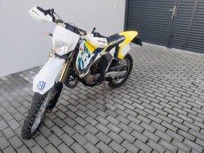 Predám Husqvarnu WR 125 2T