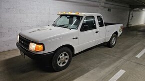 Ford Ranger + Bydlící nástavba + hardtop + plechový kufr