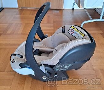 2v1 - Dětská sedačka BeSafe IzI Go Mudular+Isofix báze