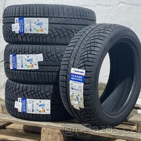 NOVÉ Zimní pneu 235/45 R17 97V Sailun