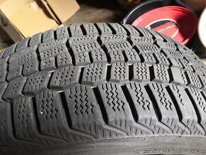 Zimní pneu 205/50R17 89T+ Alu disky