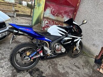 Honda CBR600RR 2003 PC37