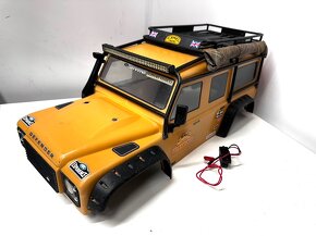 Traxxas kompletní osvětlená karosérie Land Rover Defender CA - 1