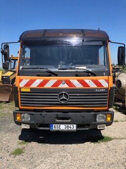 Valnik s HR rukou Mercedes-Benz 1320