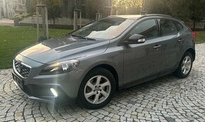 VOLVO V40 2.0D CROSS COUNTRY-AUTOMAT-NAVI-VIRTUÁ-PDC