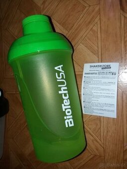 Nový shaker 600ml Biotech USA - 1