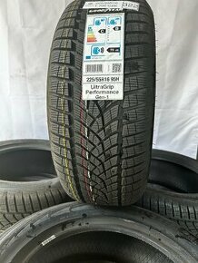 Zimní pneumatiky Goodyear 225/55/16