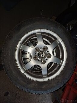 Alu Kola rial 195/65/15 pneu hankook kinergy eco