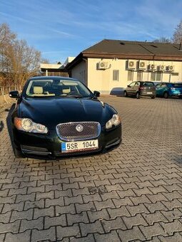 Jaguar XF 2.7d hezký stav