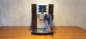 Kávovar Delonghi ESAM 5500 Perfecta / hnědo- stříbrná