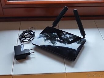 TP Router, settop box, USB modem - 1