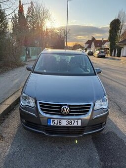 Vw Touran 2007 with panaromic