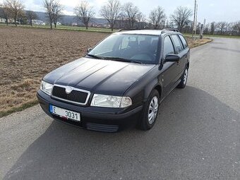 Škoda Octavia Tour, 1.6 75kw, 239000km, klima, dovoz D.