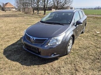 Prodám Toyota Avensis 1.8I 108KW - TAŽNÉ ZAŘÍZENÍ