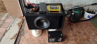 Audio subwoofer a příslušenství hifi