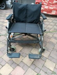 Invalidní vozík - 1