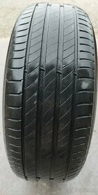 Michelin 215/60R 16