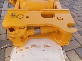 Powertilt na JCB 3cx a 8055-8080 5-8t nový