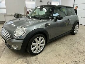 Mini Cooper 1.6i XENONY SERVISKA VYHŘ.SEDADLA  ALU KŮŽE - 1