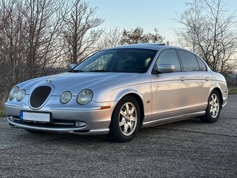 Jaguar S-Type V8