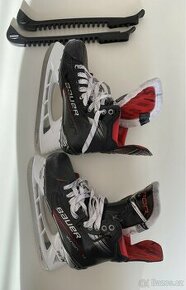 Hokej brusle Bauer Vapor X4, vel.7,5 š.F1 - 1