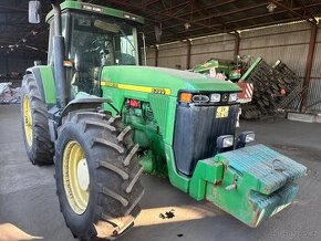 John Deere 8300