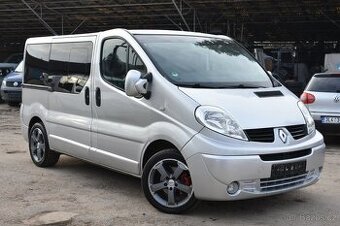 RENAULT TRAFIC 2.0 DCI -- TOUR -- 8 MÍST -- 190.000 KM --