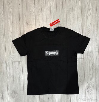 Supreme box logo tee