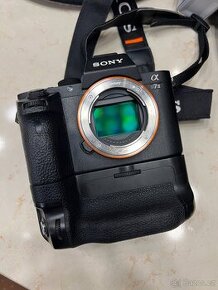 Sony Alpha A7 II Tělo + Batériový grip