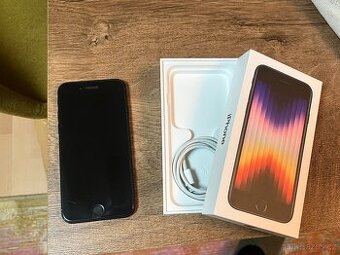 Prodám Iphone SE 2022 - 128Gb - tmavo-modrá