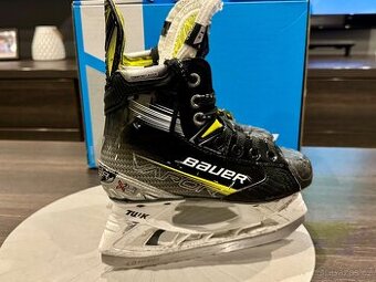 Brusle Bauer Vapor X4 Jr