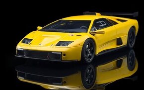 Modely 1:18 Gt Spirit - AutoArt - Ebbro