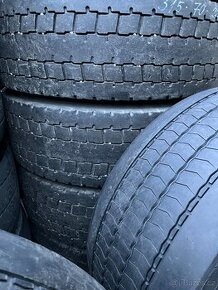 PIRELLIPneu 315/70R22.5 315 70 22.5 R22.5 315/70/22.5