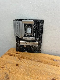 ASUS PRIME X670-P-CSM Socket AMD Plně funkční,záruka