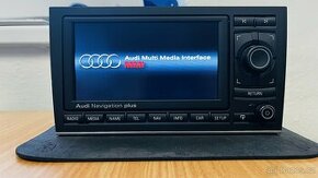 Audi Navigation Plus - RNS-E - A4 B6/B7 (RNSE) - LED verze