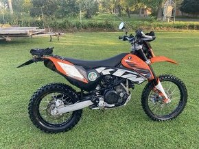 KTM 690 Enduro - 1