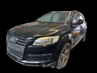 Audi Q7, 3.0tdi náhradní díly z celého vozu.