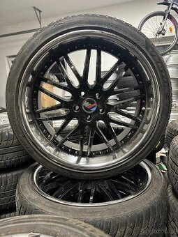 Alu kola 5x120 r22 s letním pneu (bar)